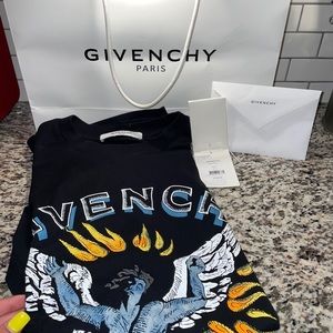 Men’s Givenchy Shirt